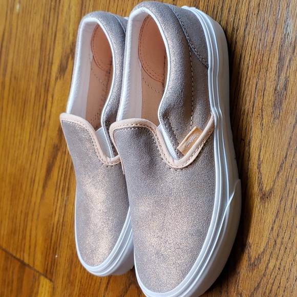 🎉HP🎉 Sparkly peach Vans slip on sneakers, size 2.5 - Picture 4 of 10